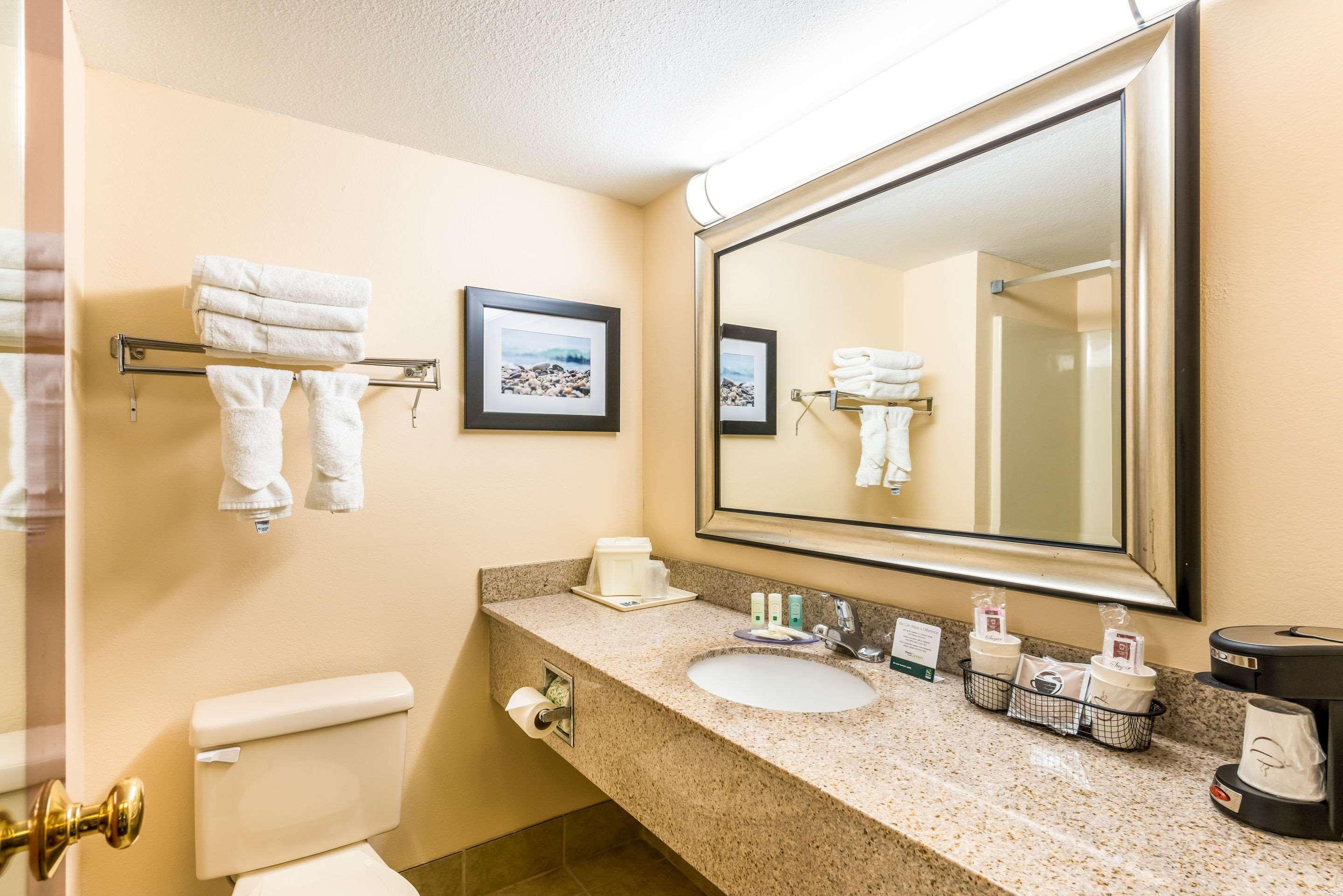 Quality Inn Huntersville Near Lake Norman Eksteriør billede