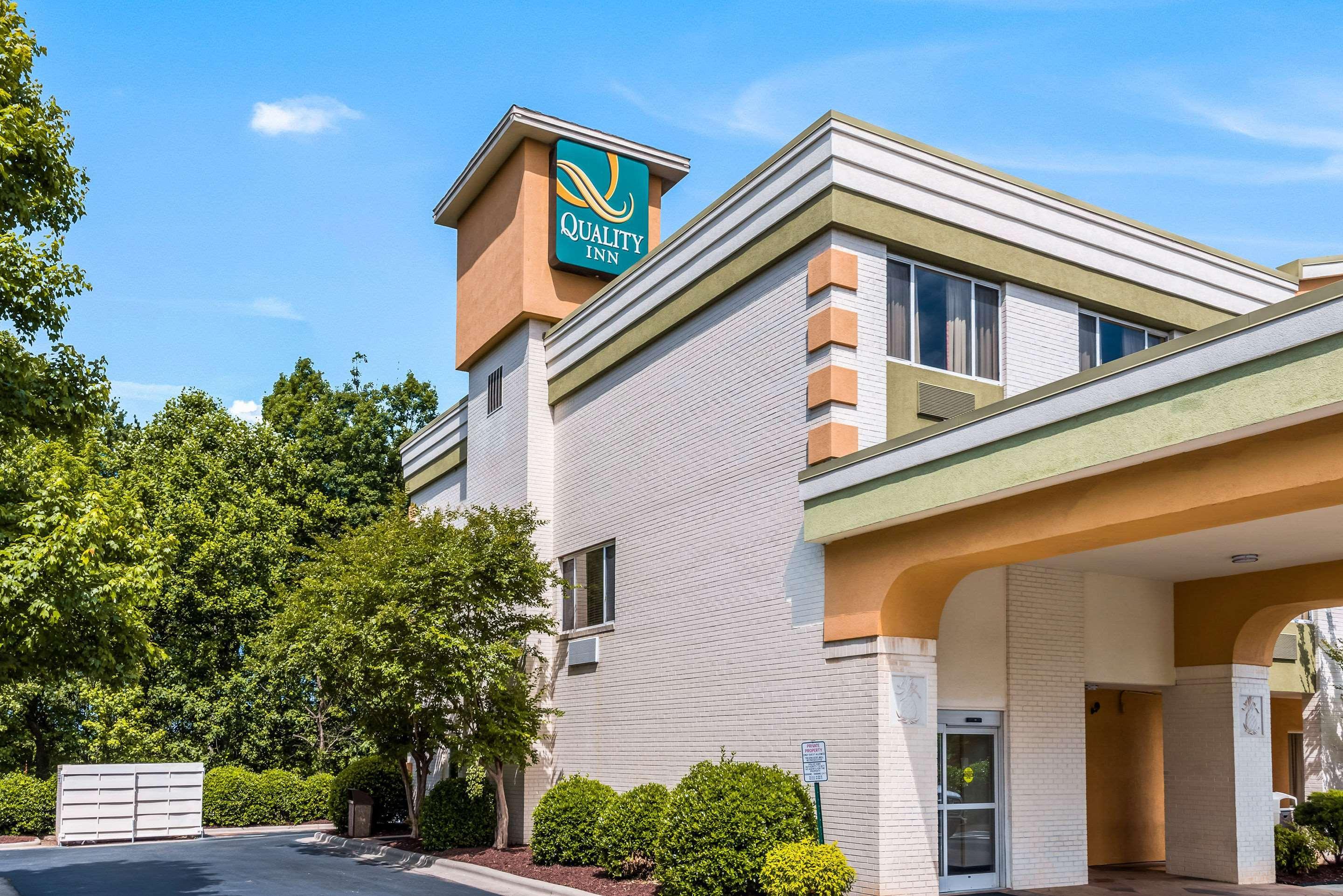 Quality Inn Huntersville Near Lake Norman Eksteriør billede