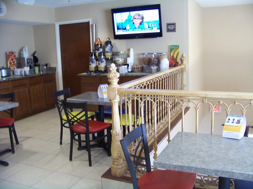 Quality Inn Huntersville Near Lake Norman Eksteriør billede