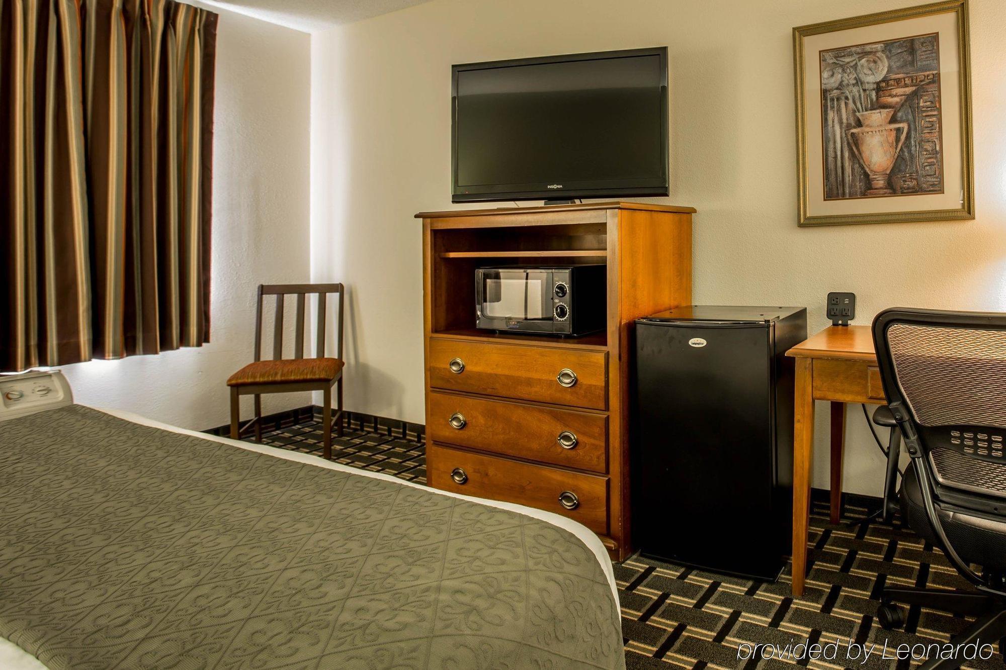 Quality Inn Huntersville Near Lake Norman Eksteriør billede