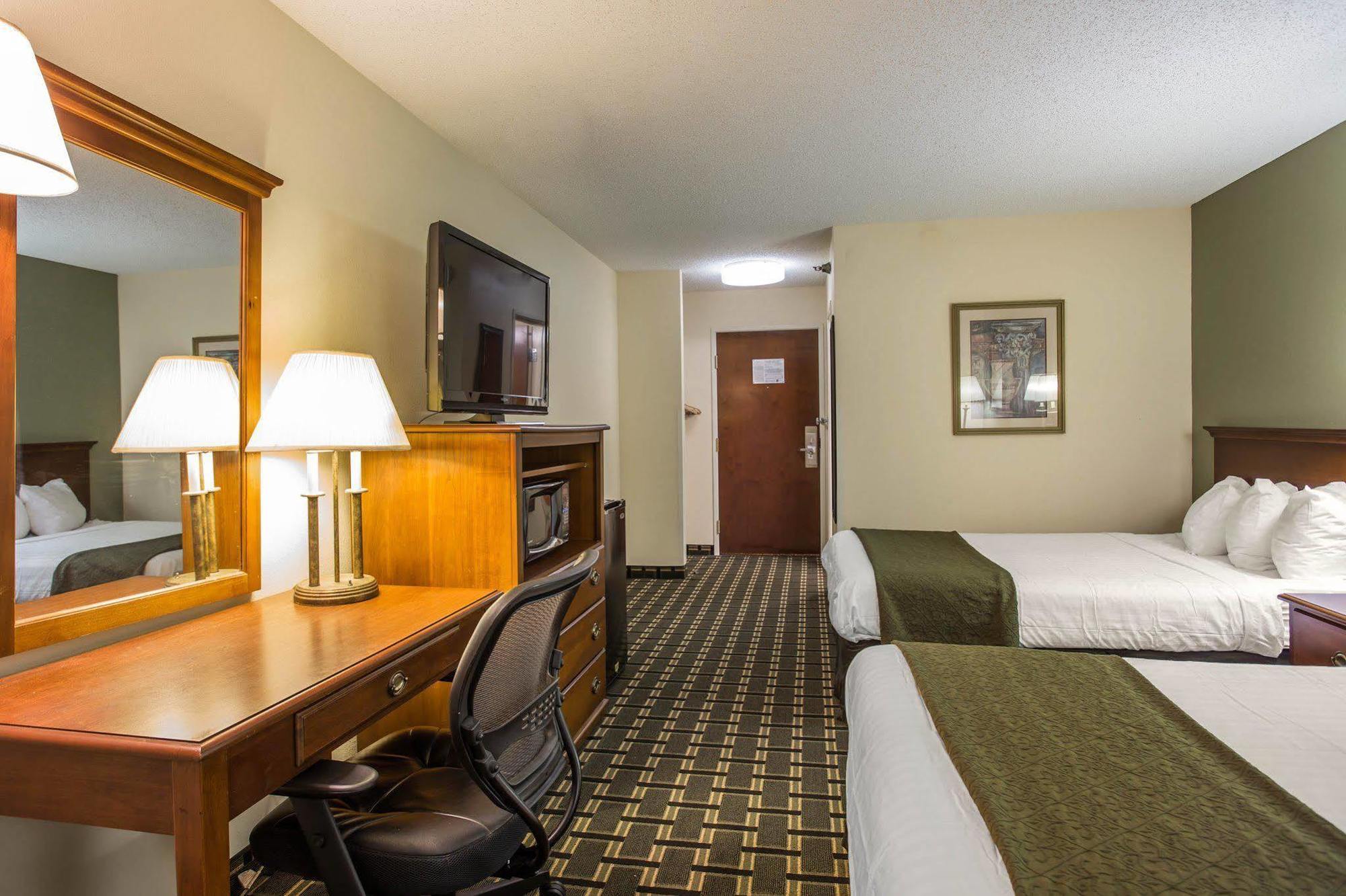 Quality Inn Huntersville Near Lake Norman Eksteriør billede